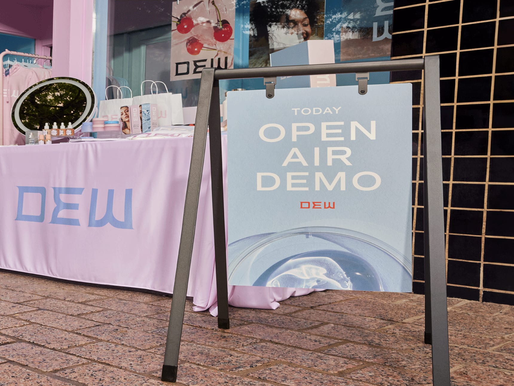 An example of a compact A-frame sign size in shopfront signage.