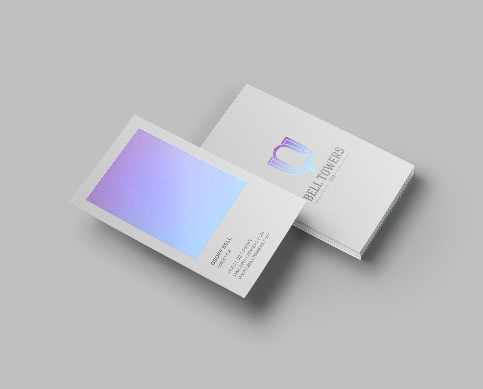Holographic gradient business card design