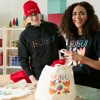 How to Design Personalized Work Uniforms