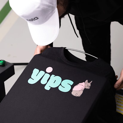 custom T-shirt design using AI design tools
