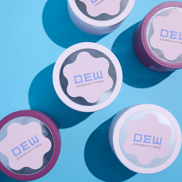 Modern and minimal logo style