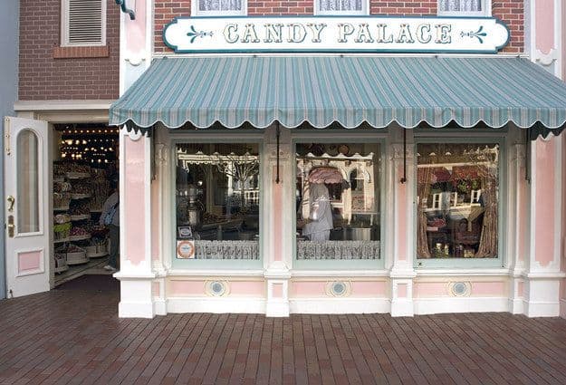 photo of a pink and white candy shop window