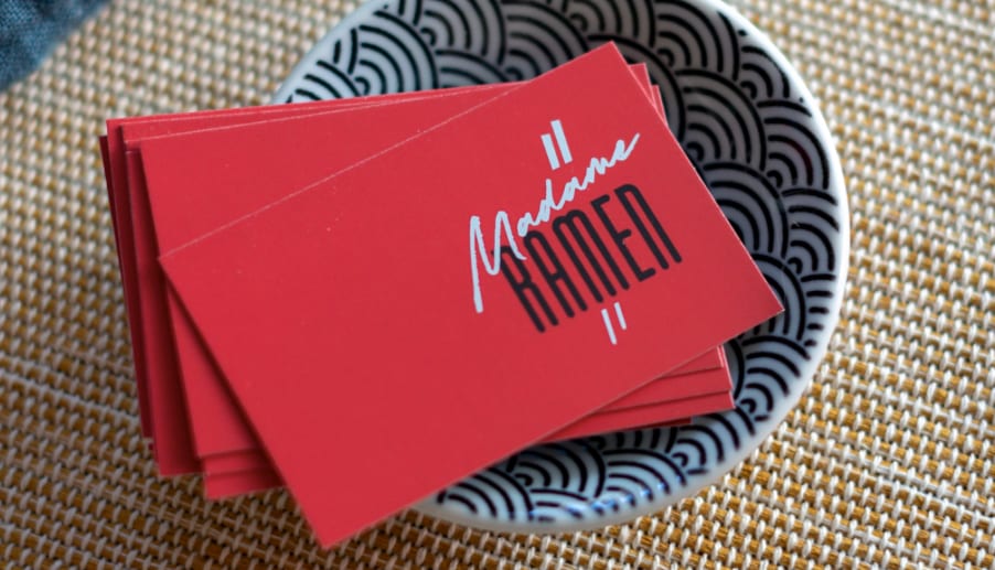 https://vistaprint.app.box.com/file/1321093007241?s=7qchh06u3pl7p9qu9fw26huf8l3x1zsa Business card logo design