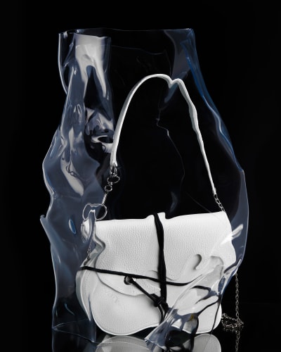 Campaign “Statement N°4” - Cécilia Poupon - © Visual Society