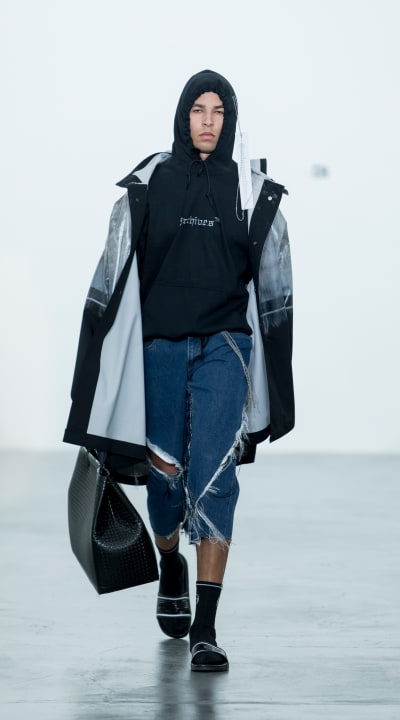 Catwalk "Statement N°1" - Mode Suisse show - © Visual Society