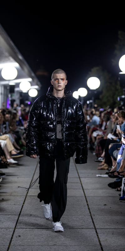 Catwalk "Statement N°5" - Mode suisse looks - © Visual Society