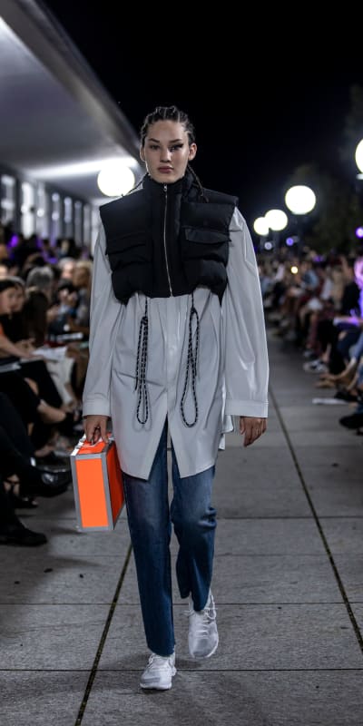 Catwalk "Statement N°5" - Mode suisse looks - © Visual Society