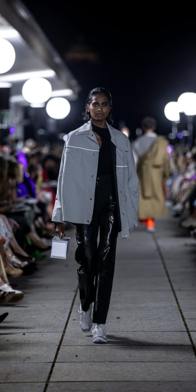Catwalk "Statement N°5" - Mode suisse looks - © Visual Society
