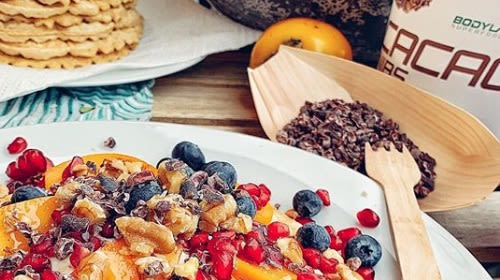 Waffeln mit Fruchttopping + einer Extraportion Protein