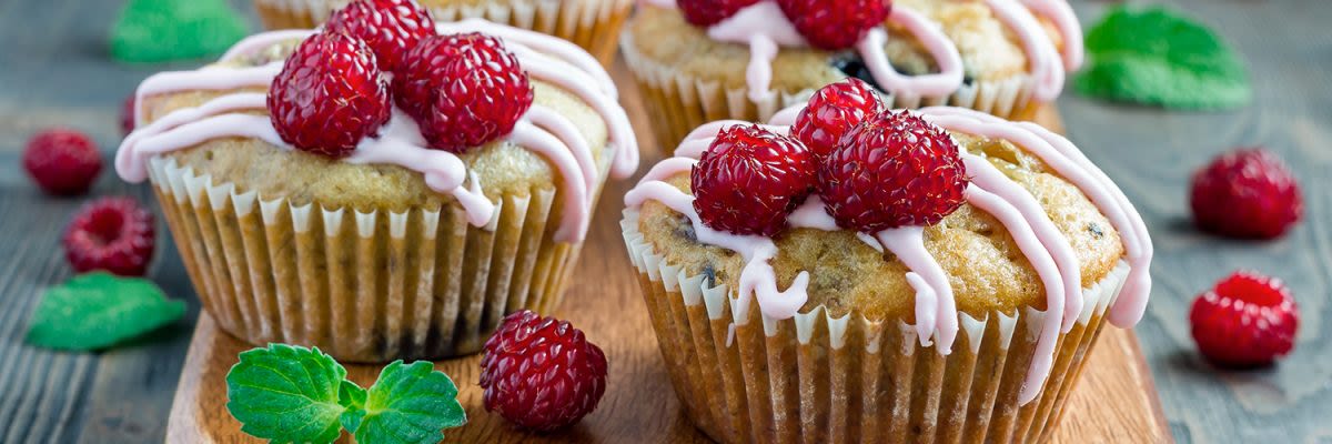 banana raspberry muffins