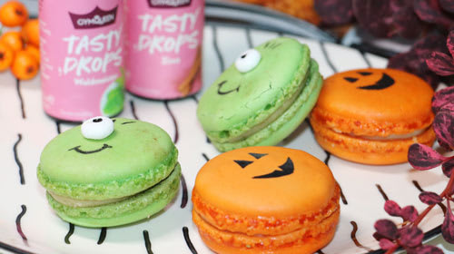 Halloween Macarons
