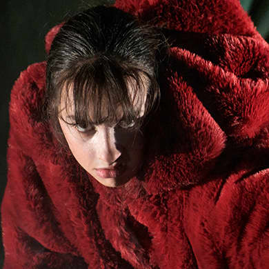 LA FAME. LA PARABOLA DELL'UOMO CHE FECE TUTTO PER AMORE