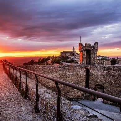 LA FORTEZZA DI MONTALCINO