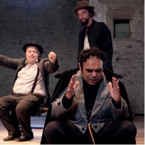 ASPETTANDO GODOT