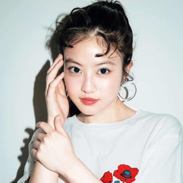 今っぽカワイイ顔 代表 今田美桜の美の秘訣とは Vivi 今っぽカワイイ顔 代表 今田美桜の美の秘訣とは Vivi