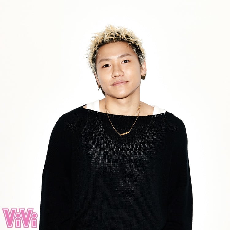GENERATIONS - 小森隼　クリアチャーム  背景あり① レア hq720.jpg?sqp=-