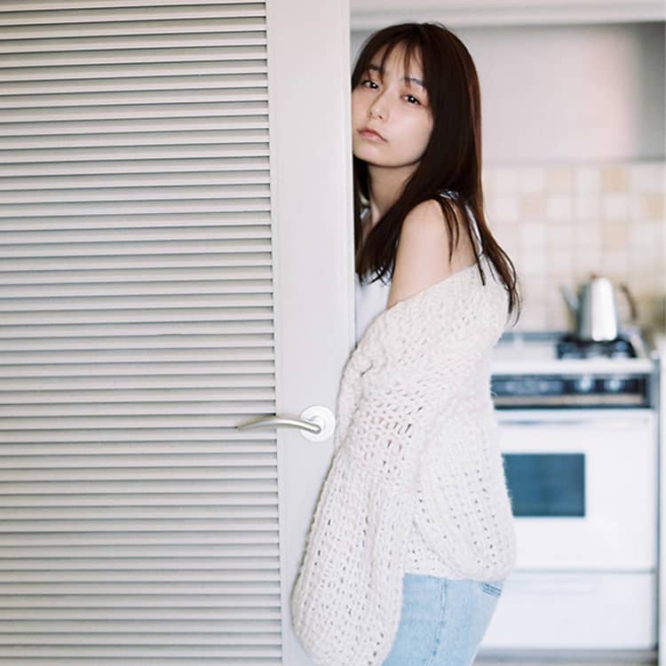 宇垣美里 5年前の自分の服装やメイクを考えると叫びたくなる 何度も挑戦して失敗して自分のスタイルは見えてくるもの Vivi