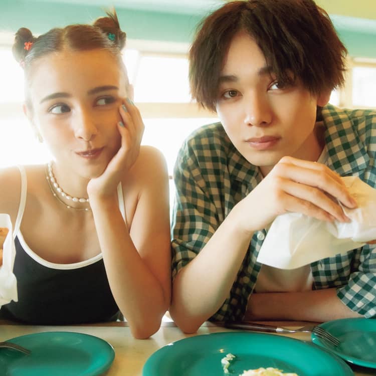 宮世琉弥 嵐莉菜が仲良しすぎる おしゃれで可愛いリンクコーデを一挙公開 Vivi 宮世琉弥 嵐莉菜が仲良しすぎる おしゃれで可愛いリンクコーデを一挙公開 Vivi