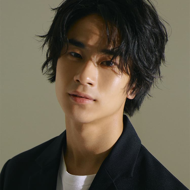 現役慶應大生 前田旺志郎が感動した 阿部サダヲさんの少年心 Vivi