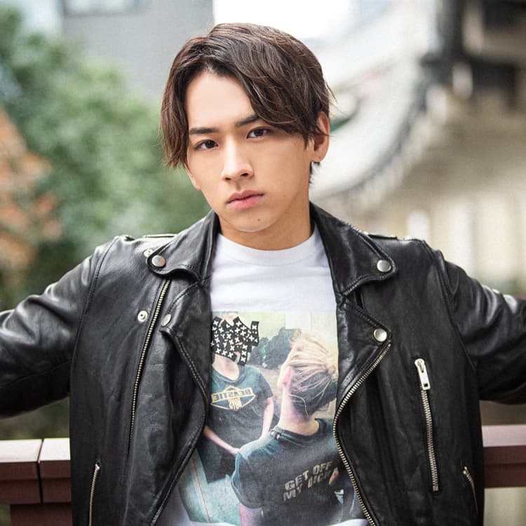 BLドラマ初主演！ lolの佐藤友祐が與真司郎 (AAA) に学んだ“イケメン 