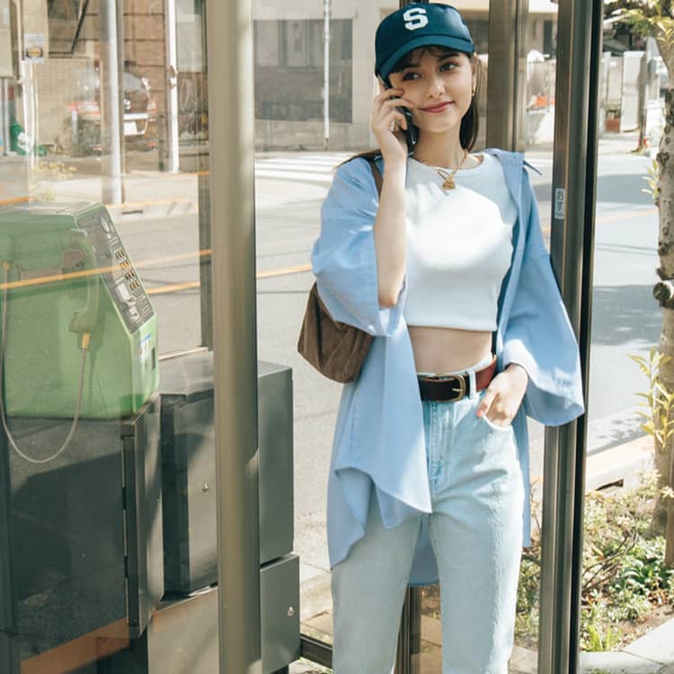 トップスを選ばない デニム の着回しコーデ術 ジェンダーレスな着こなしが今ドキ Vivi