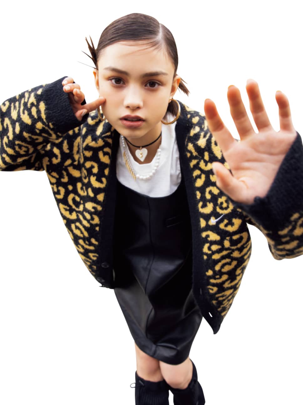 【グランジファッション】って何!?“ロック×レトロ”な90年代スタイルを今っぽく着こなすコツ♡ | ViVi