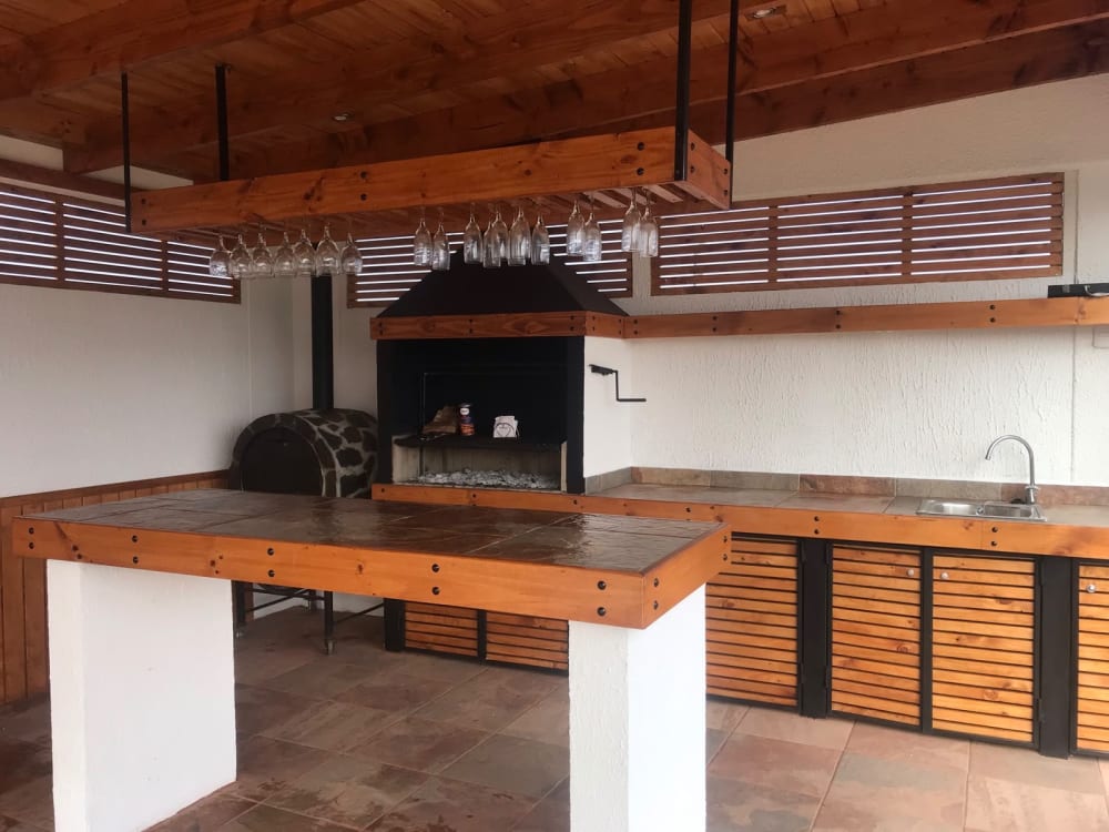 Quinchos en Santiago de Chile – Castillo Soluciones, foto 4