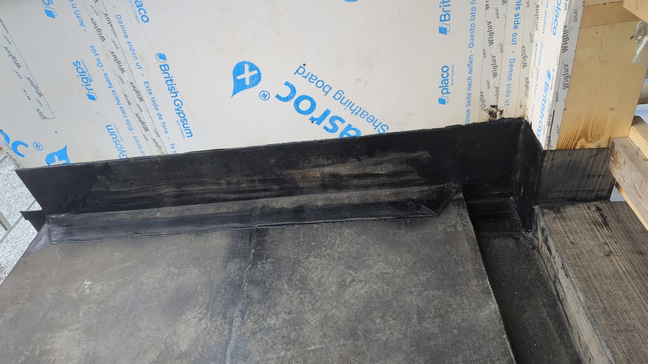 Komplett tekking foamglas balkong med vannrenne