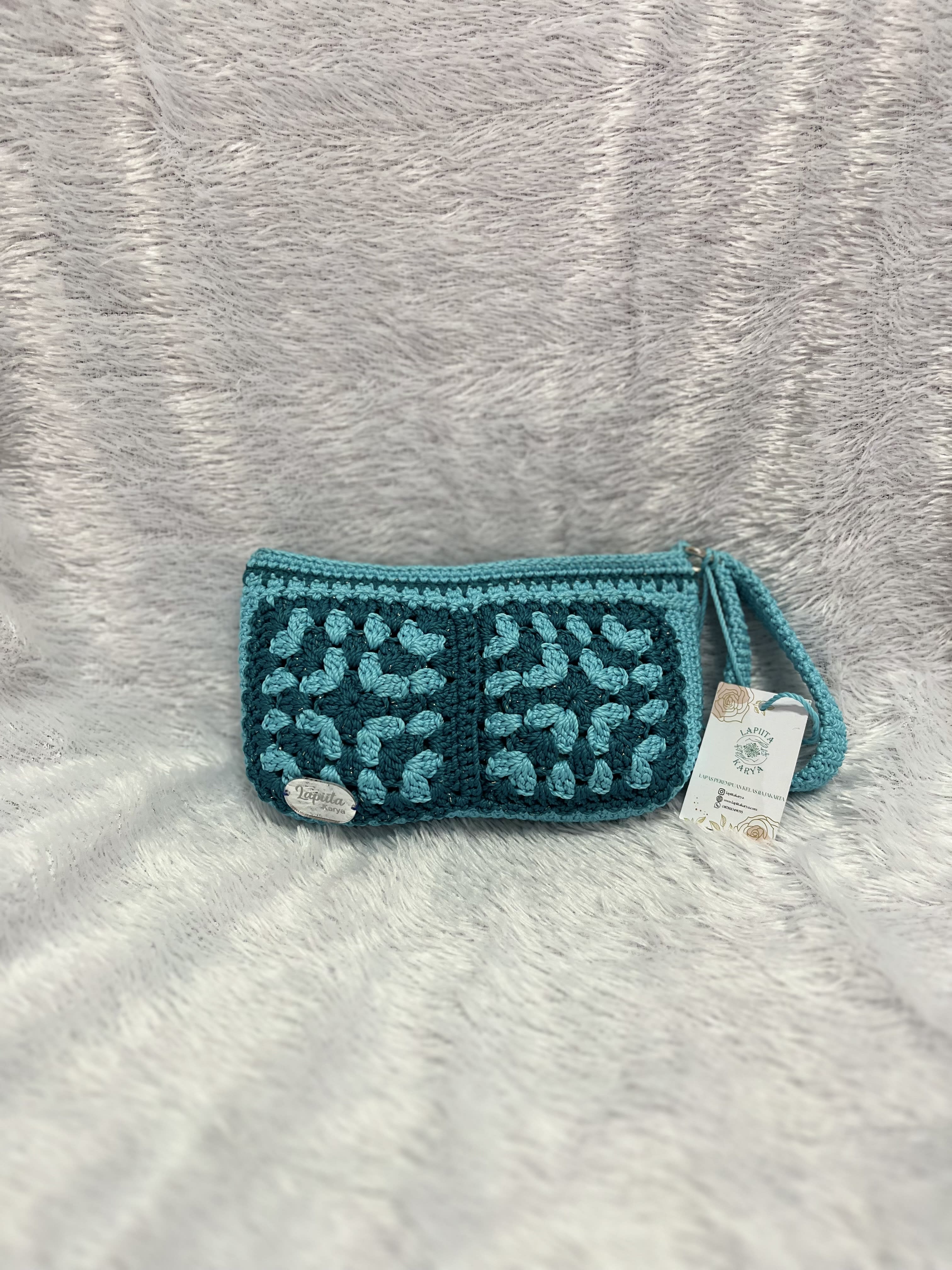 Pouch Rajut (Cyan)