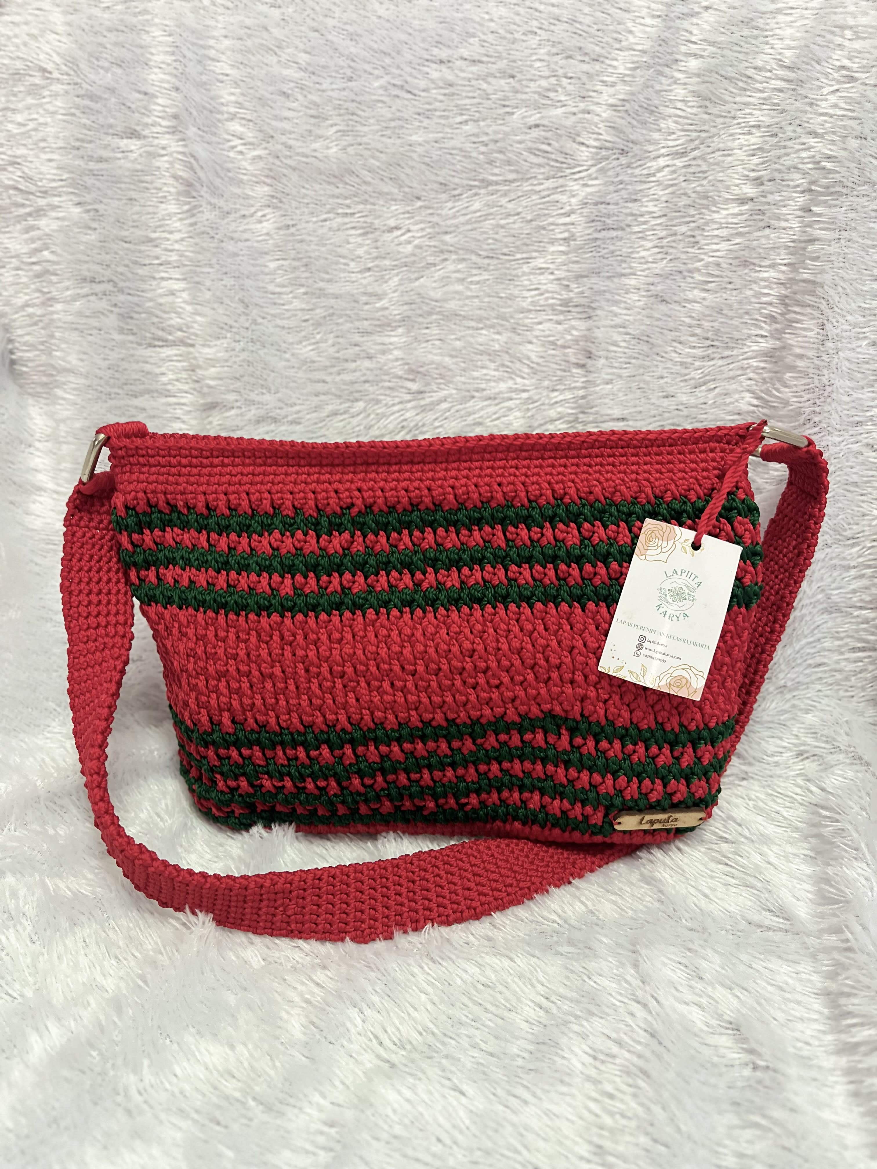 Tas Rajut (Merah Garis Hijau)