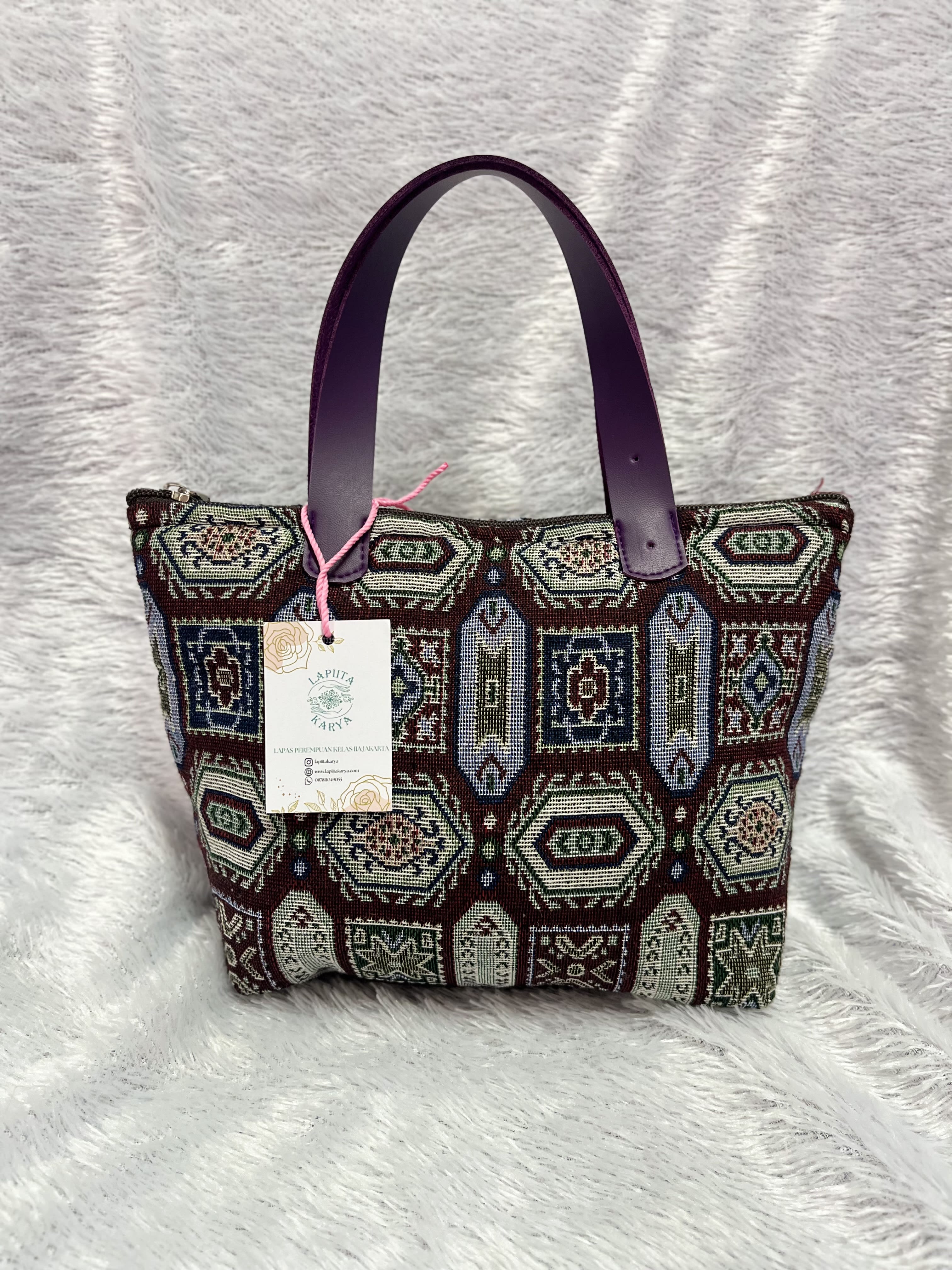 Tas Kanvas (Motif Kotak)