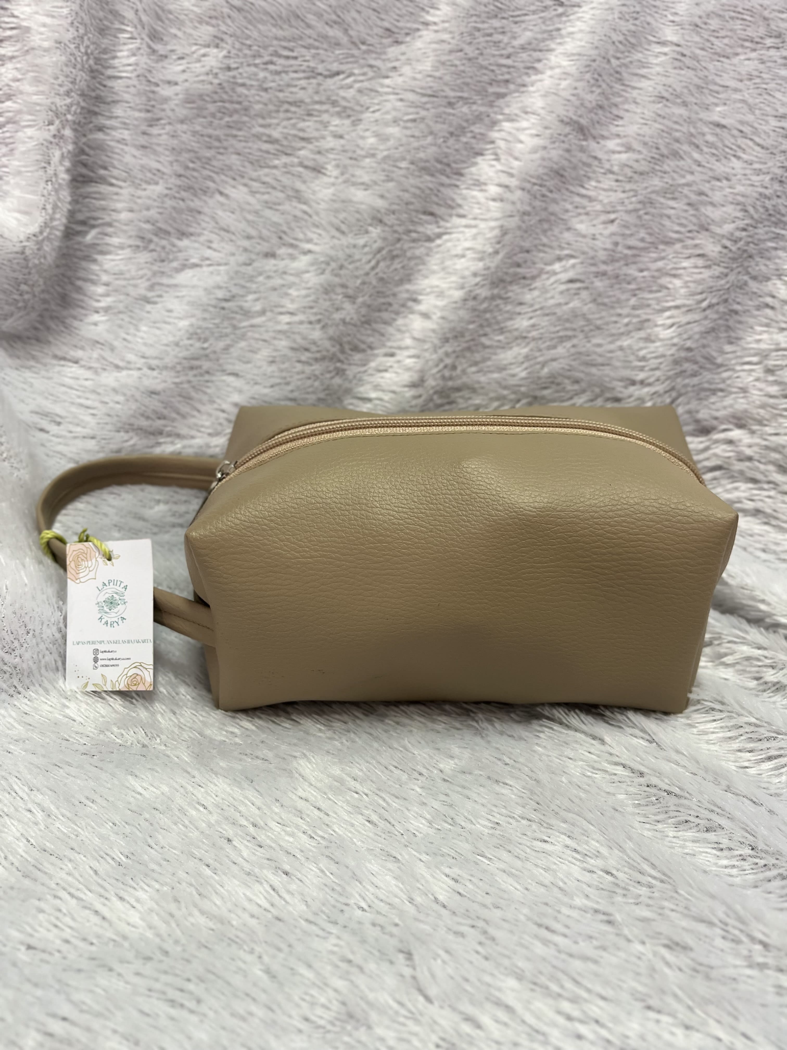 Pouch Kain (Cream)