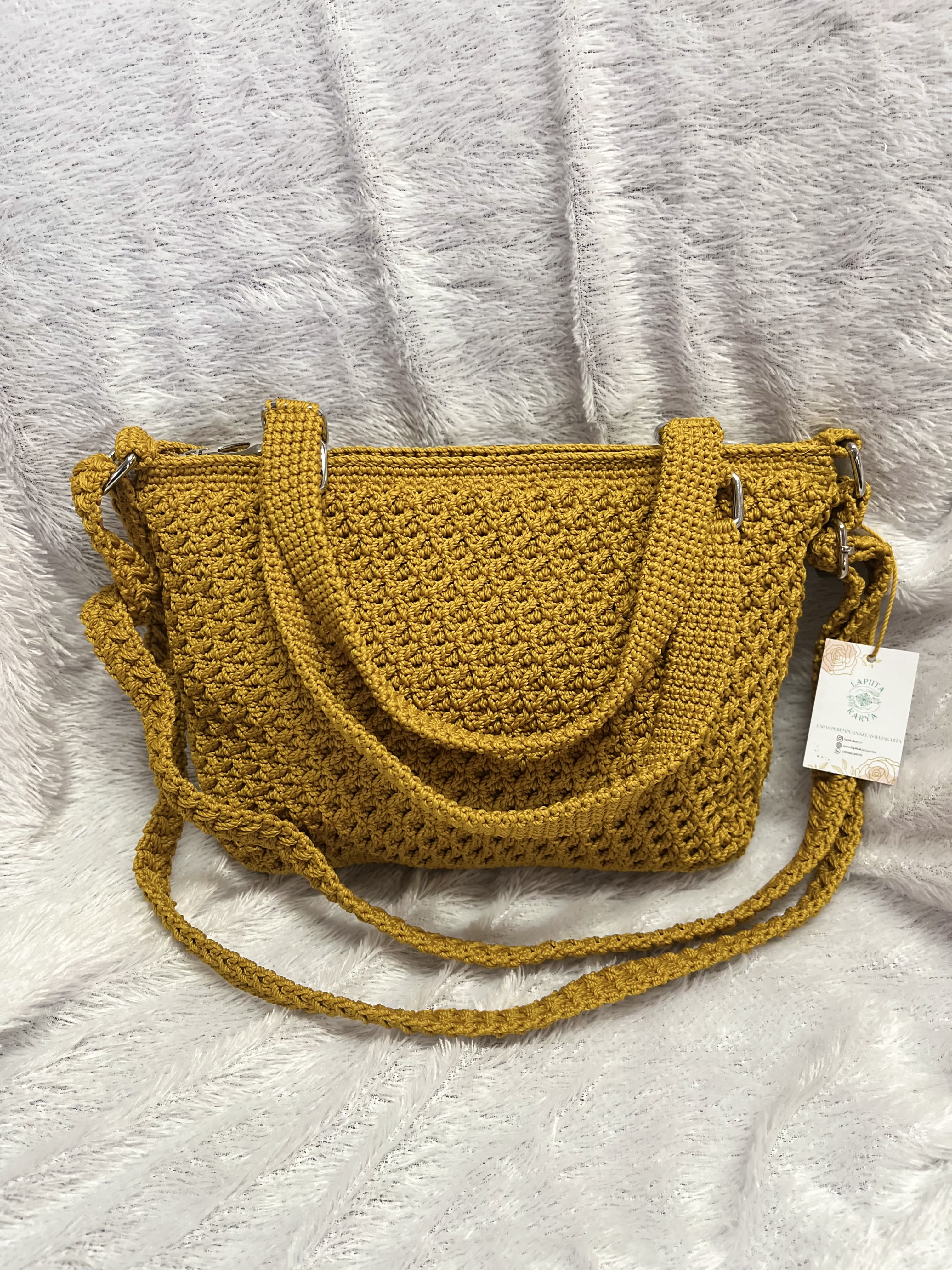Tas Selempang Rajut (Gold)