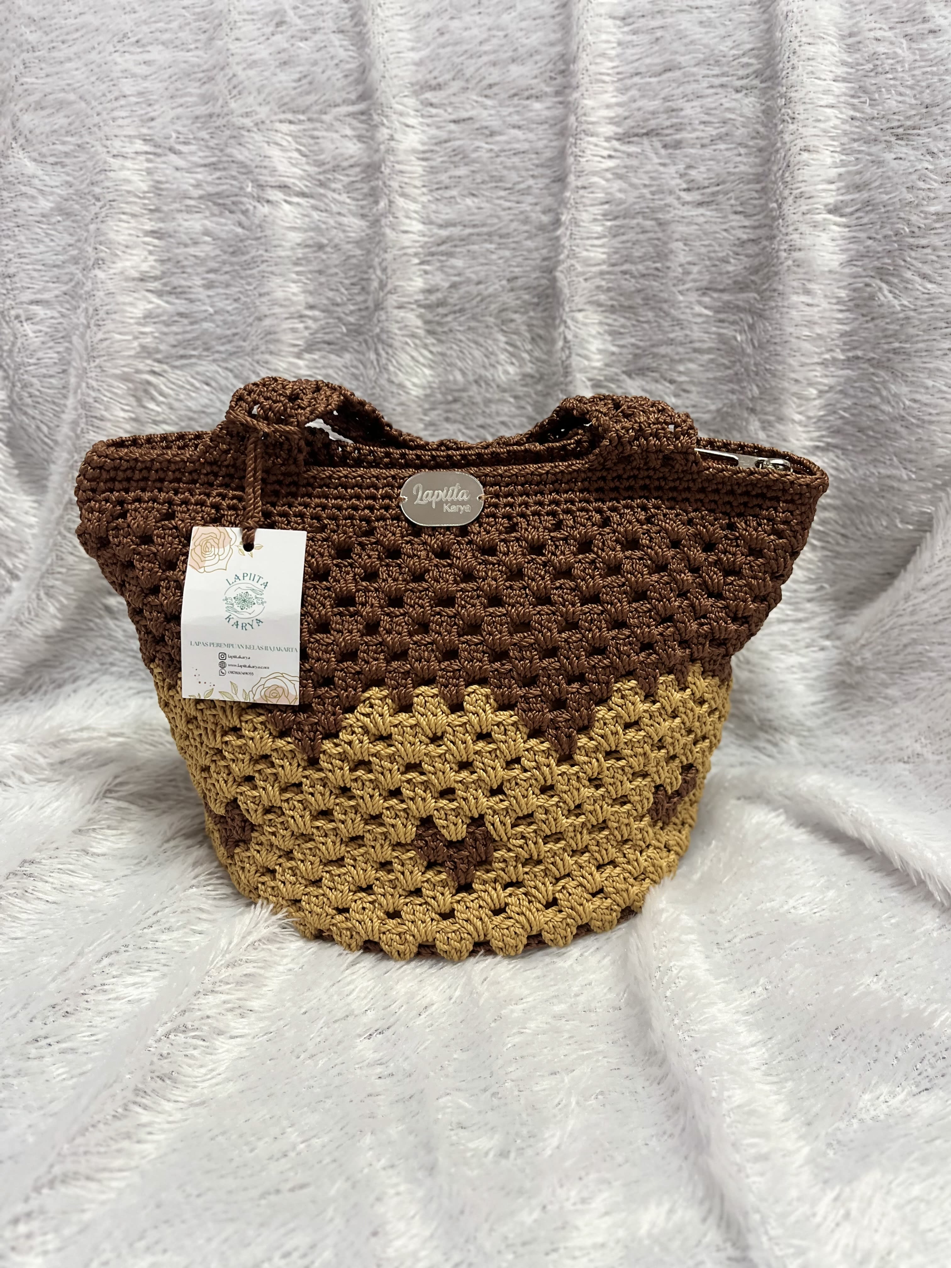 Tas Jinjing Rajut (Gradasi Coklat)
