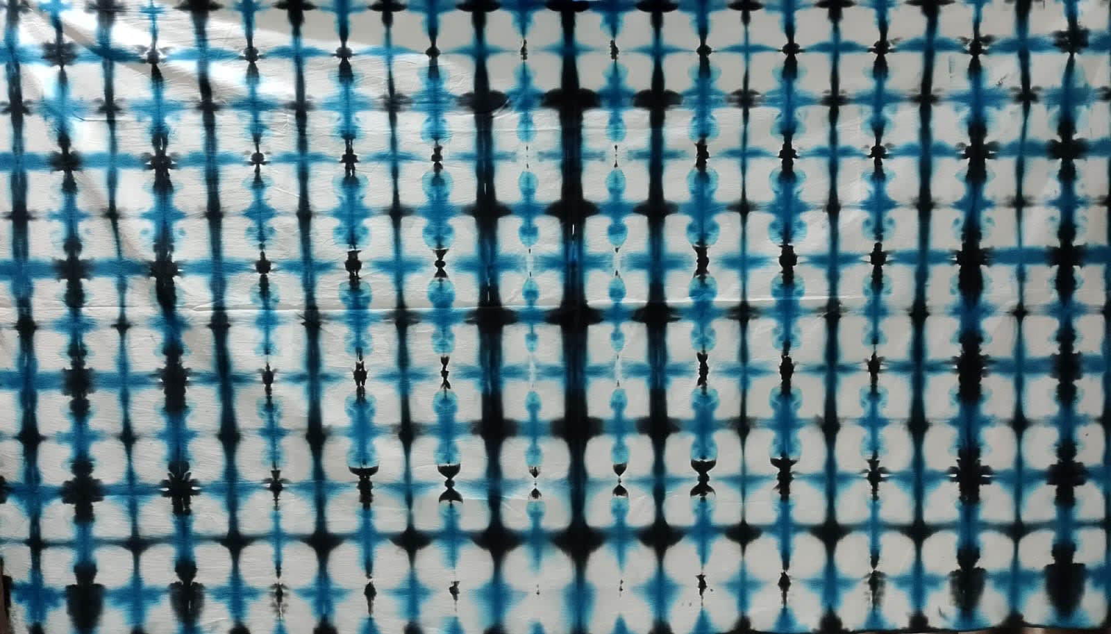 Batik Jumputan (Motif Kotak Biru Putih)