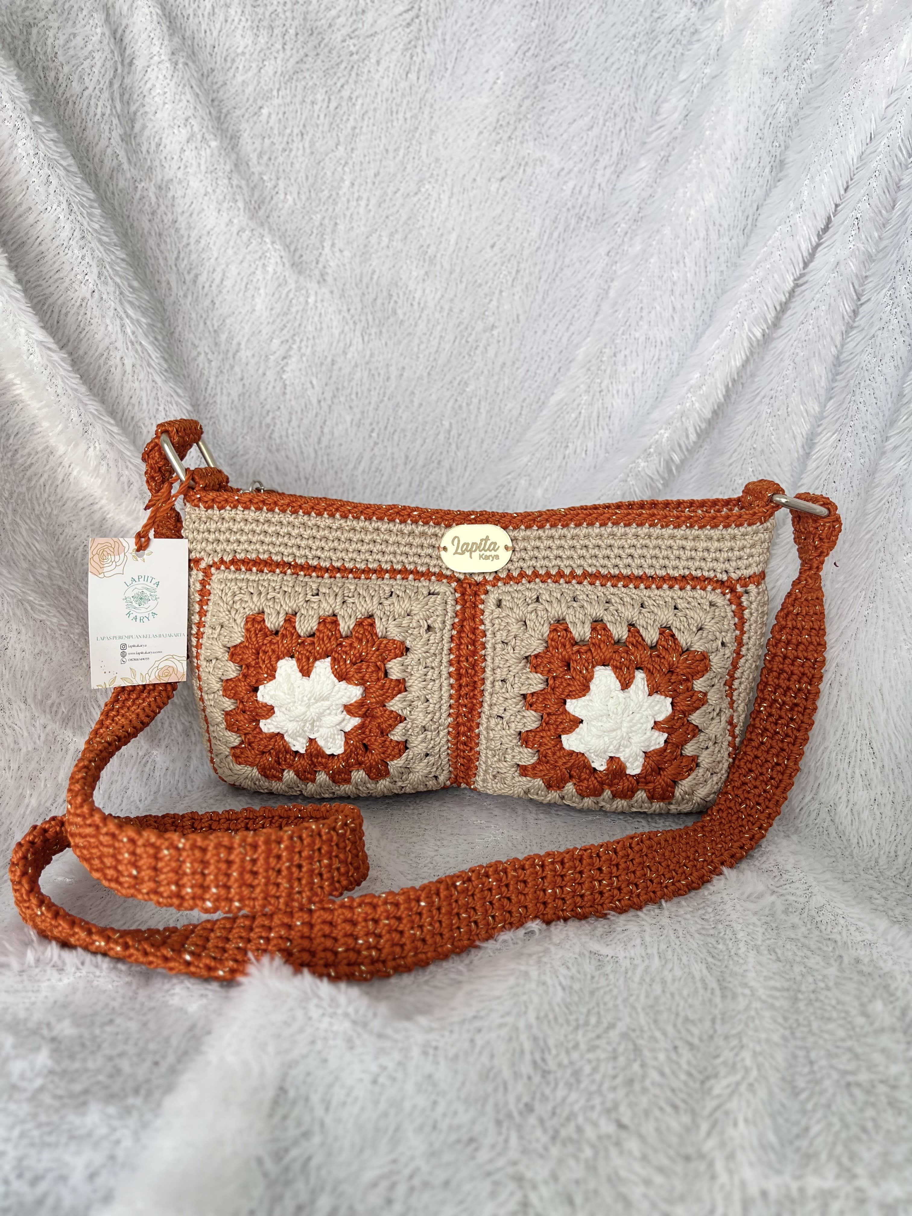 Tas Selempang Rajut (Coklat Muda, Orange)