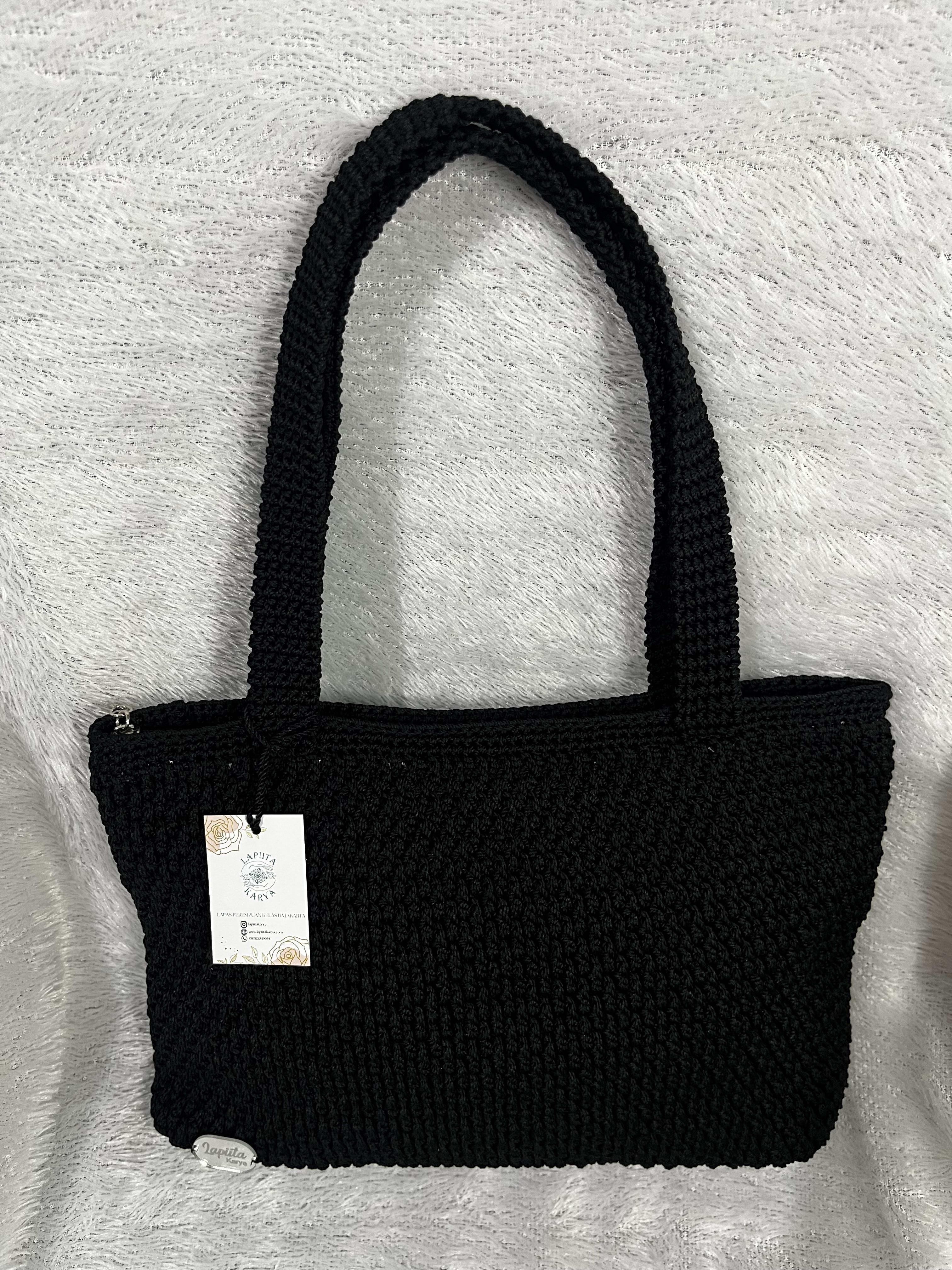 Tas Rajut Mata Air