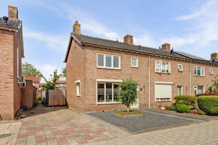 J. Evertsenstraat 11