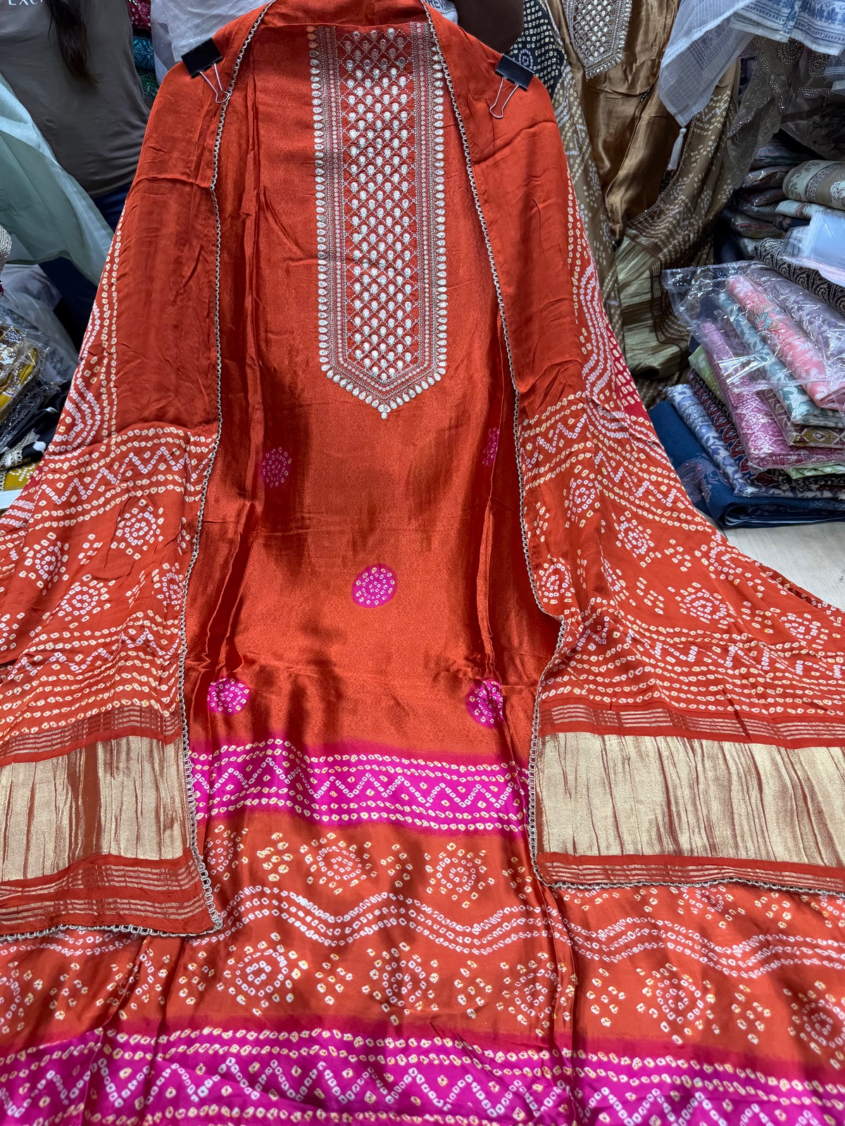 Viral Lagdi Patta Gajji Silk - View 2