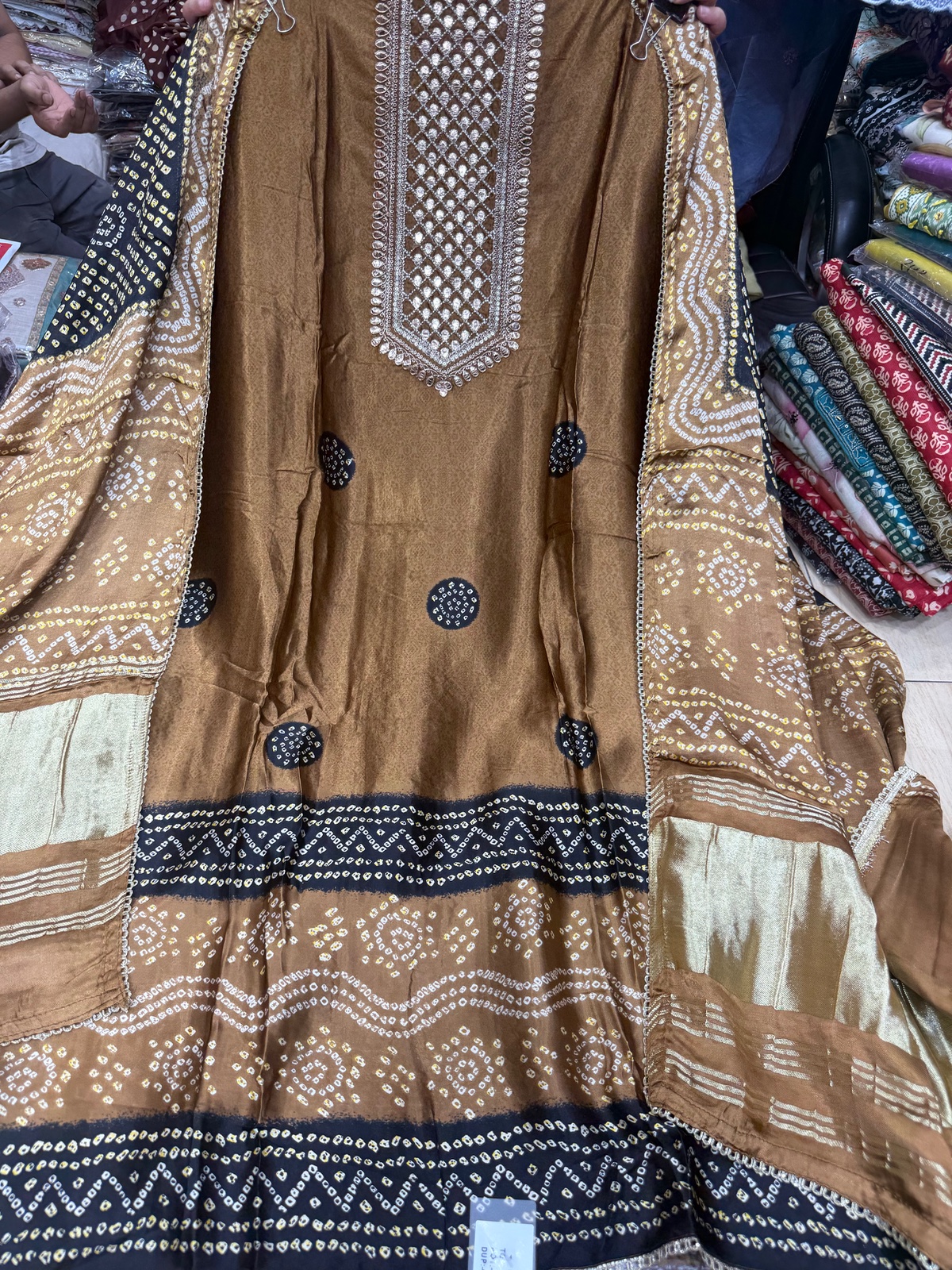 Viral Lagdi Patta Gajji Silk - View 4
