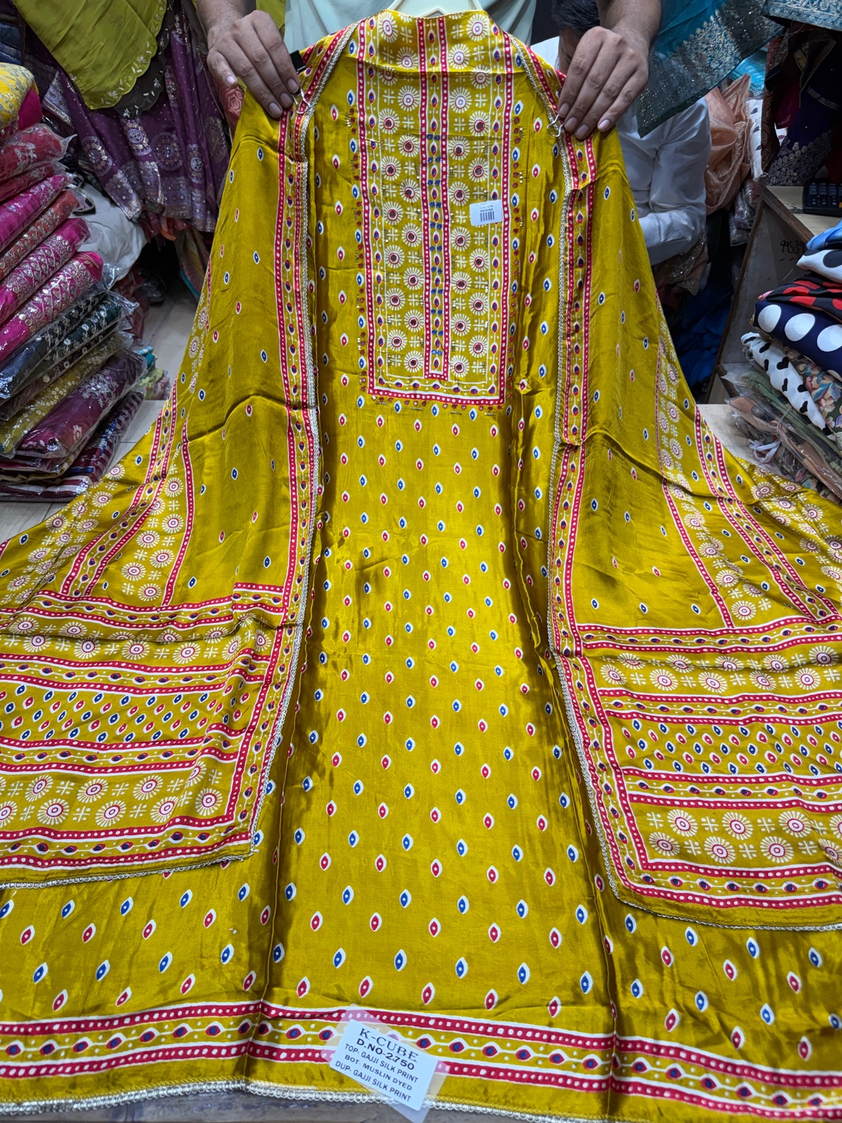 Bandani Gajji Silk - View 3