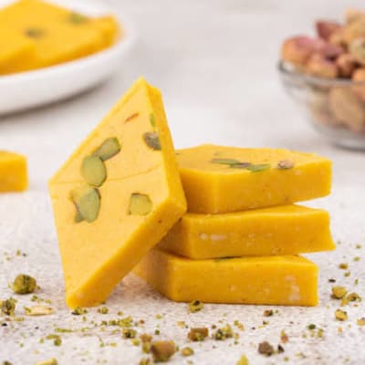 Kaju Kesar Katri — Pramanik Namkeen, Vijapur