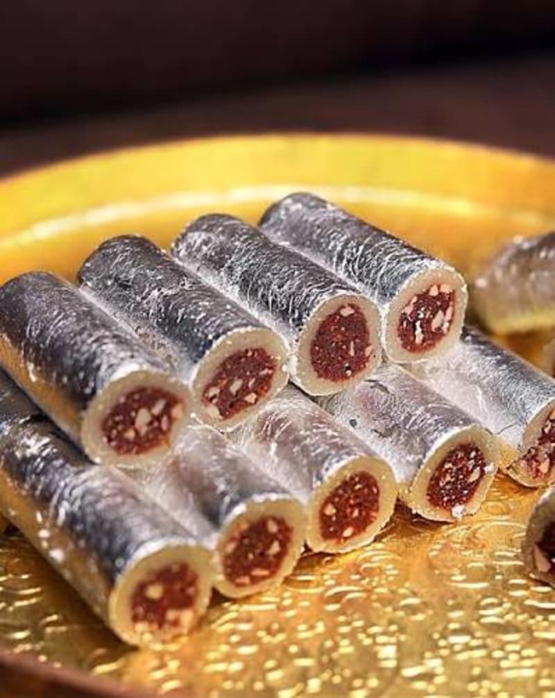 Kaju Anjir Roll — Pramanik Namkeen, Vijapur
