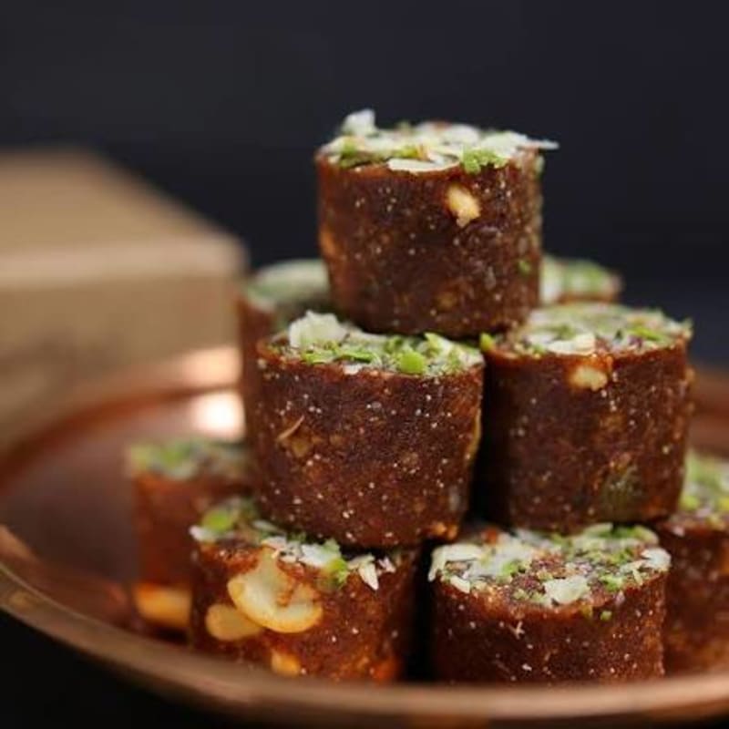 Adadiyapak — Pramanik Namkeen, Vijapur