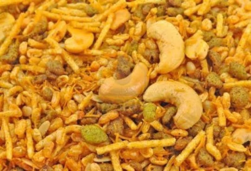 Panjabi Mix — Pramanik Namkeen, Vijapur