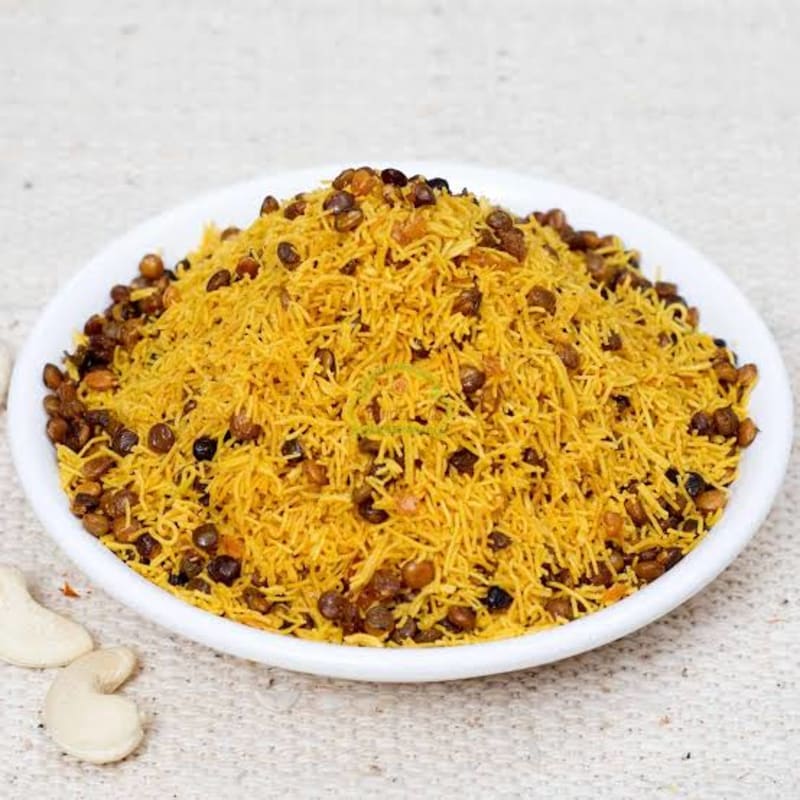 Dal Muth — Pramanik Namkeen, Vijapur