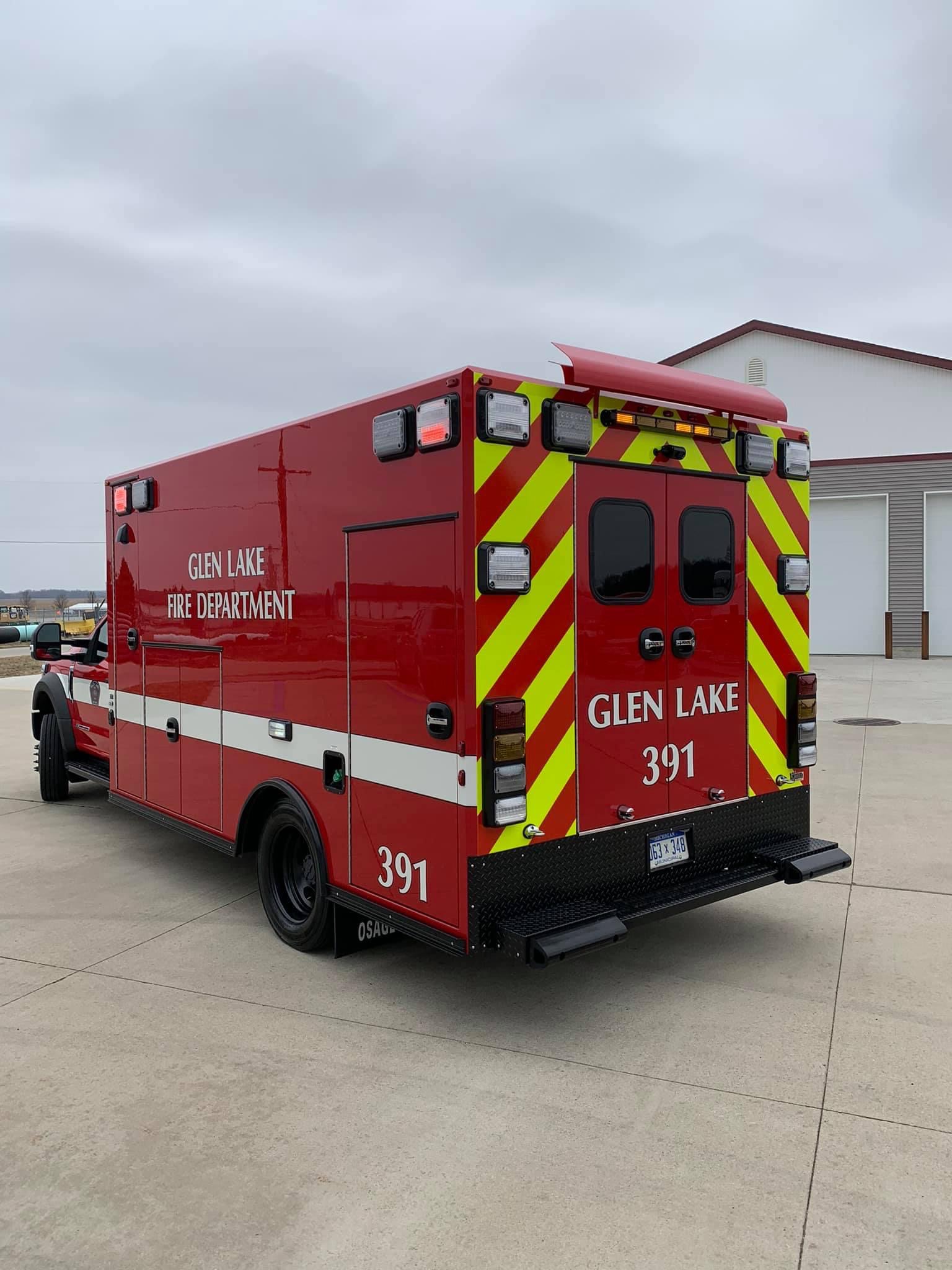 Two rescued after getting stuck on side of bluff