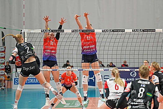 volleynetwork international - athletes - action picture - volleyball professional ella peltomaa blocking