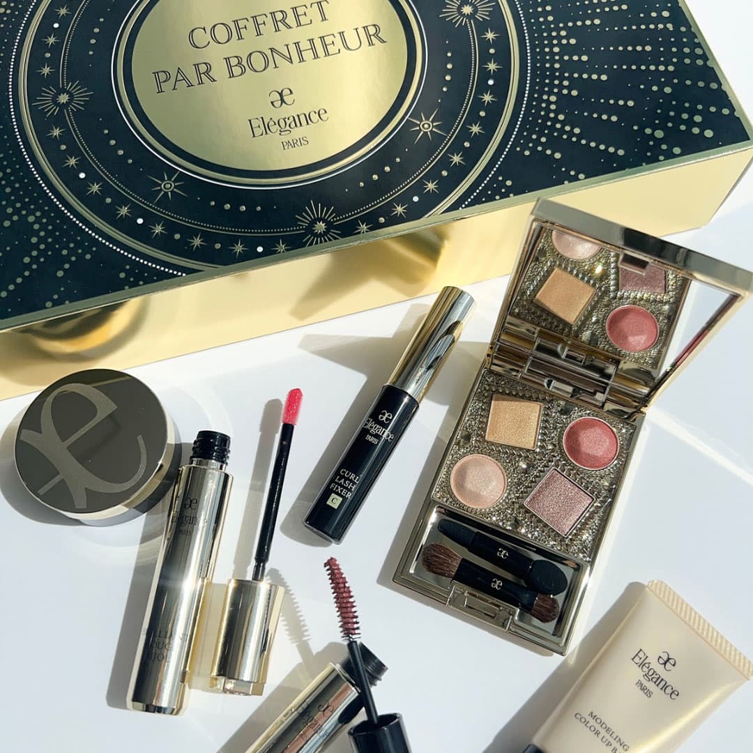 ✨エレガンス豪華フルセット✨ プードル7〜8割＋ブラシ新品＋ルージュ未使用 エレガンス・クリスマスコフレ2023】11／2発売・大人気コスメの