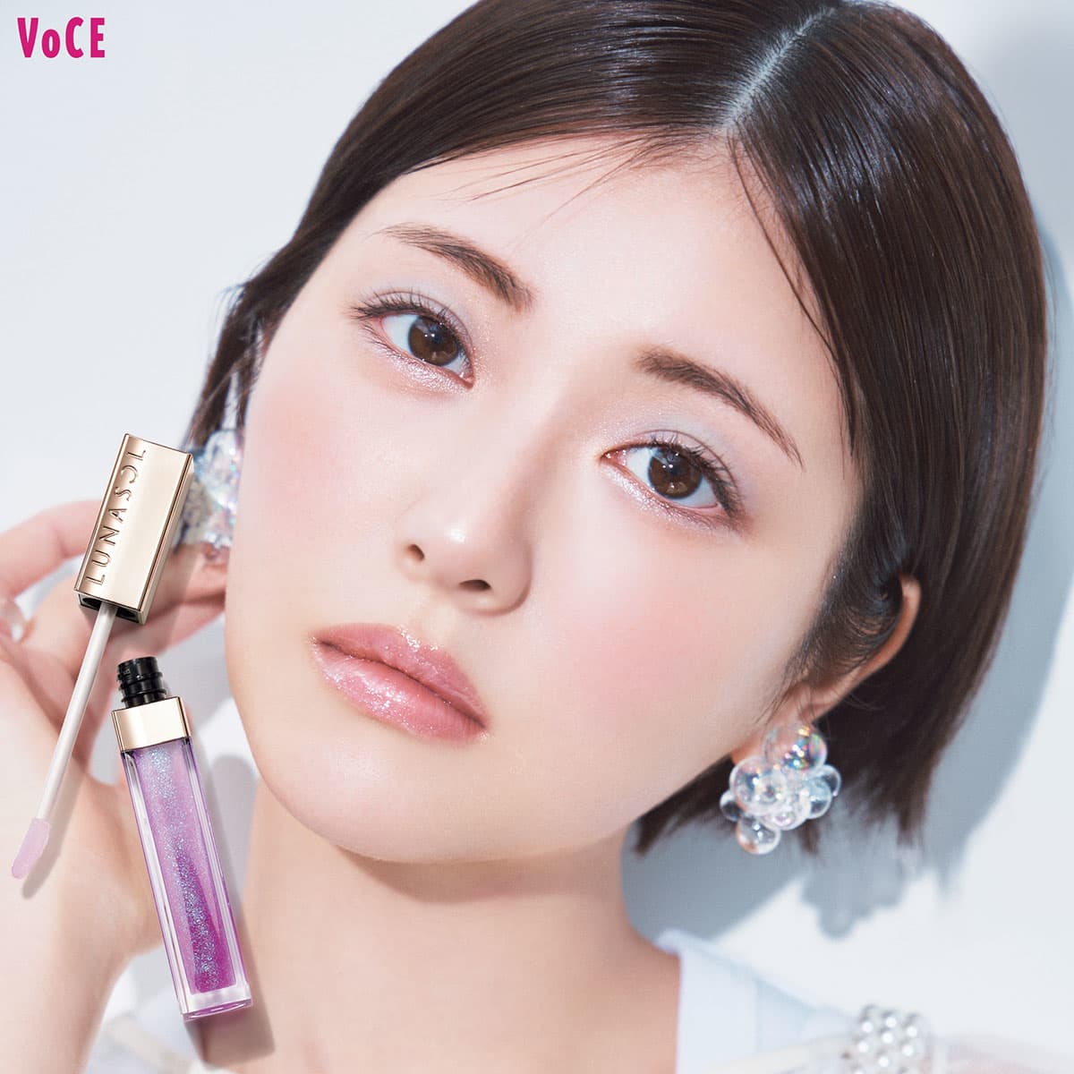 浜辺美波】ルナソルのパールグロスが可愛すぎ！ラベンダーのキラキラ